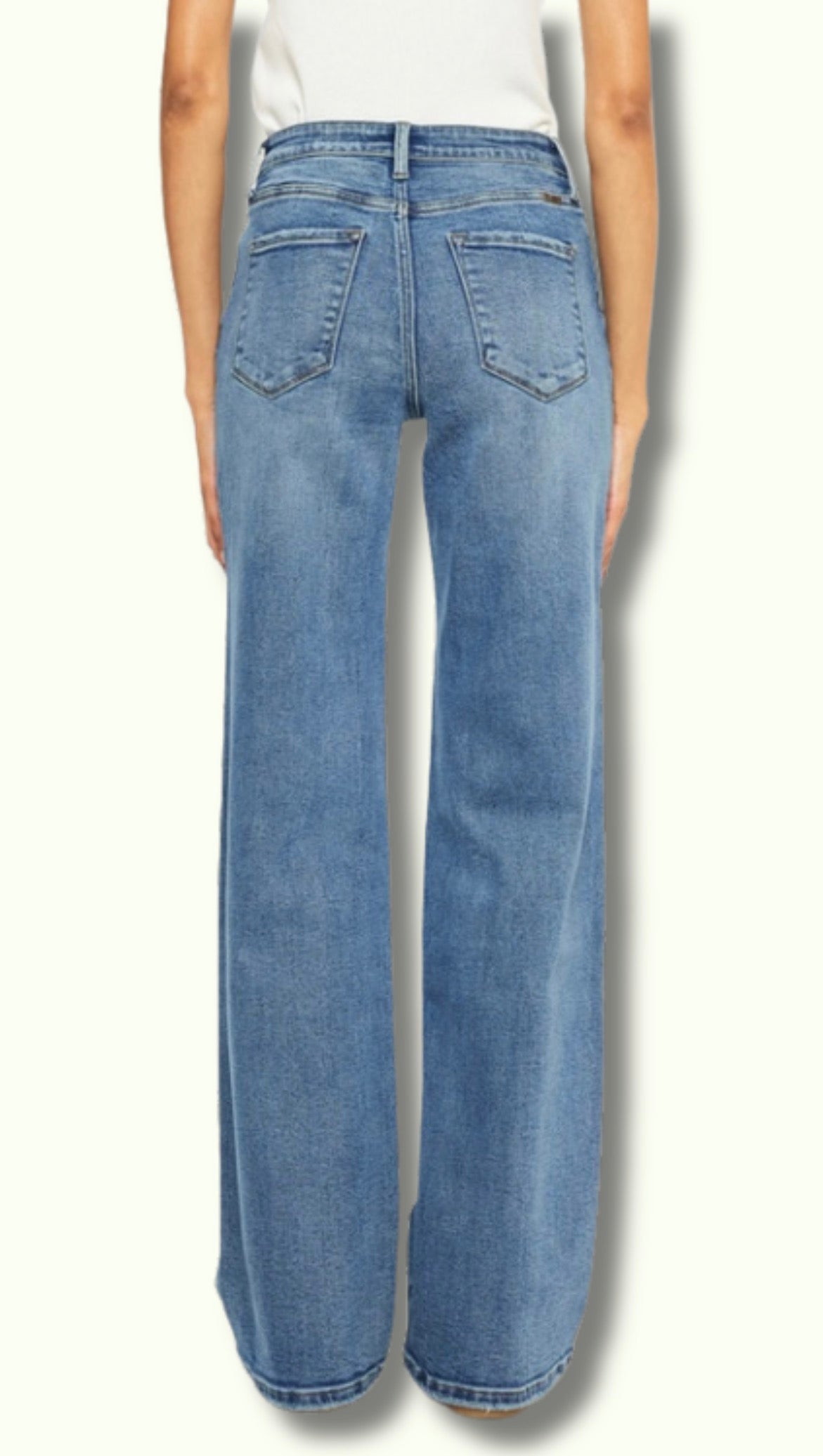 The Classic 90s Jean